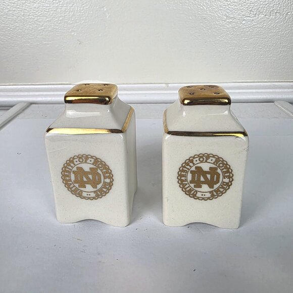 University of Notre Dame White With Gold Trim Salt and Pepper Set - Picture 1 of 7